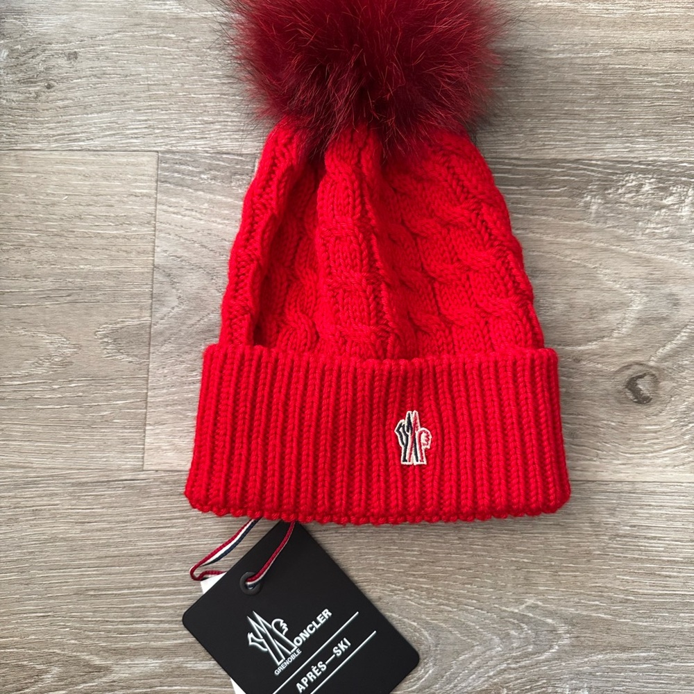 Moncler Red Beam Hat Fur